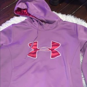 Purple under armour sweatshirt with pink camp